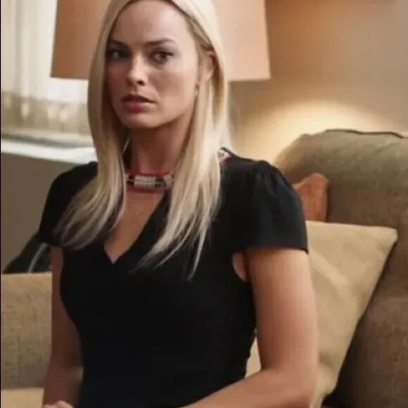 Maje Fraiche Keyhole Black Embroidered Short Sleeve Blouse size 2 $345 - Picture 6 of 15